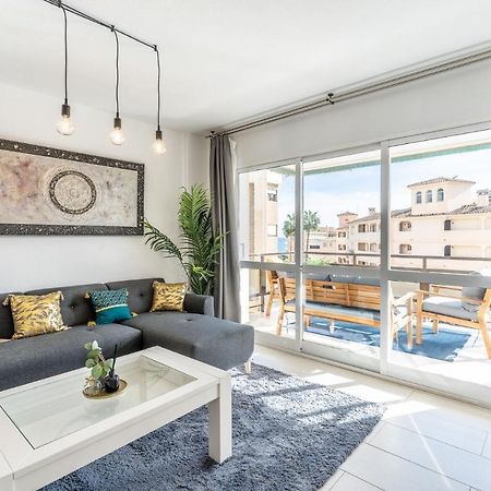 Sea View 2 Bedroom Apartment 2 Min Away From The Beach 托雷莫利诺斯 外观 照片