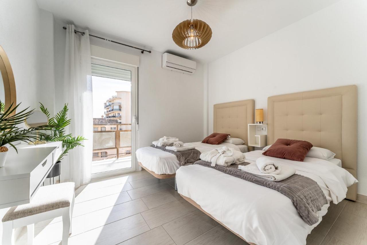 Sea View 2 Bedroom Apartment 2 Min Away From The Beach 托雷莫利诺斯 外观 照片