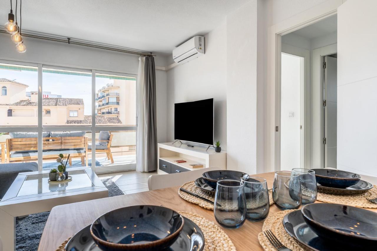 Sea View 2 Bedroom Apartment 2 Min Away From The Beach 托雷莫利诺斯 外观 照片